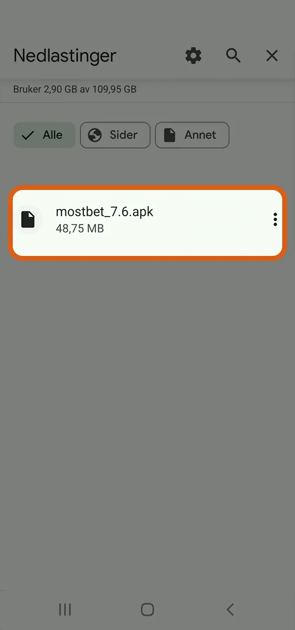 Installer Mostbet-appen på enheten din.