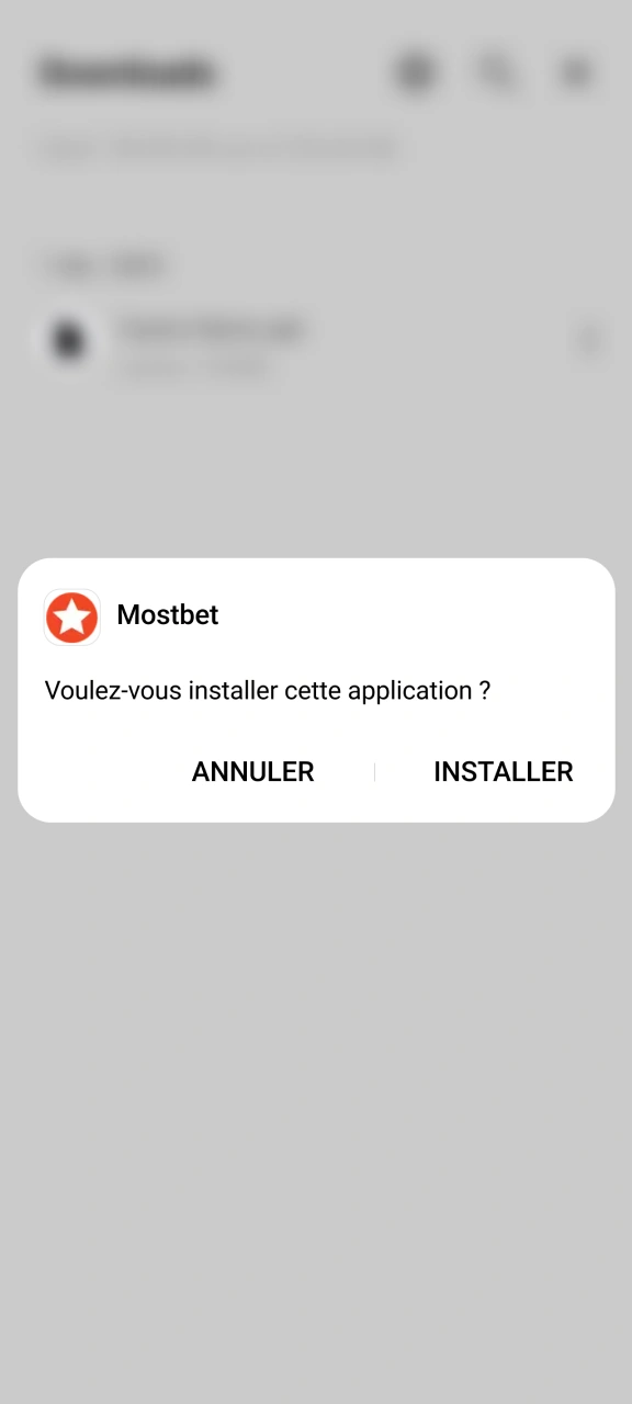 Installez l'application Mostbet sur votre appareil.