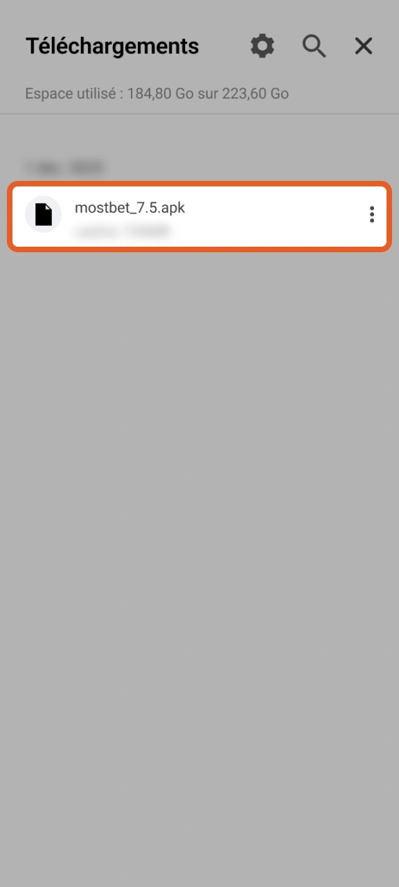 Ouvrez le fichier APK Mostbet qui se trouve dans votre dossier Téléchargements.