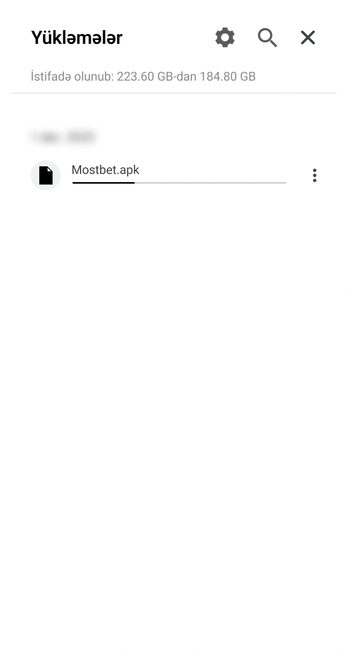 Rəsmi Mostbet tətbiqini quraşdırmaq üçün yüklənmiş APK faylını açın.